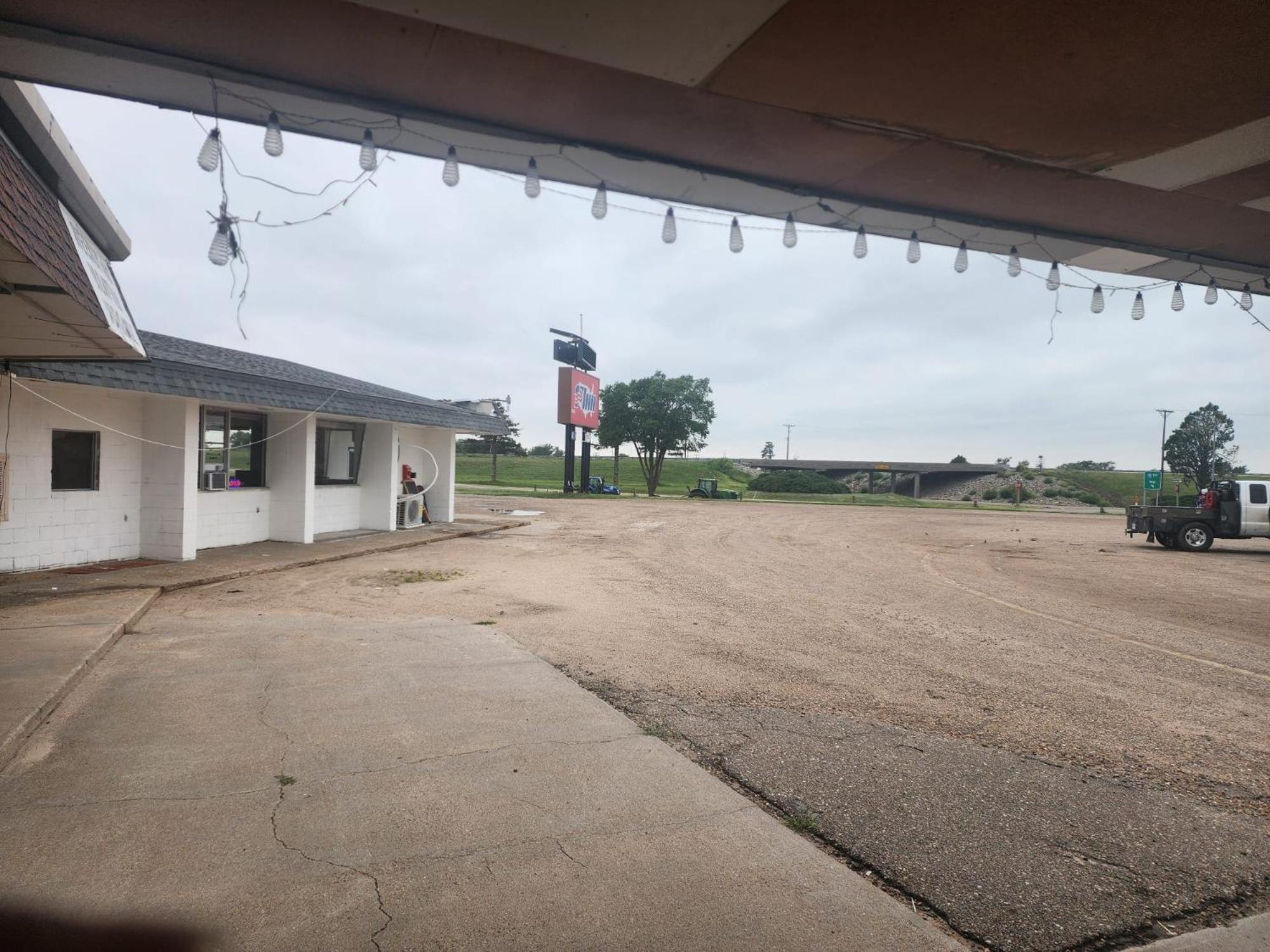 1St Inn By Oyo Quinter Hwy 70 Ks Exterior foto